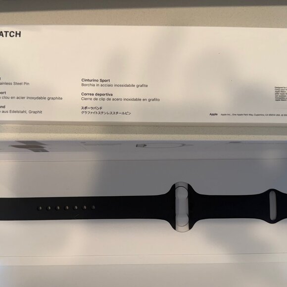 Apple Watch Series 8, Cellular, 45mm M/L, Midnight Aluminum Band, Original Boxes - Picture 3 of 6